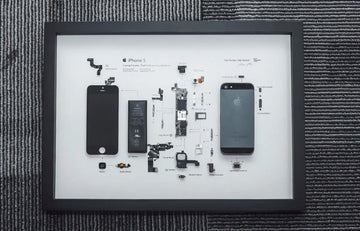 Can we disassemble an iPhone 5 to make spectacular iPhone frame decor?